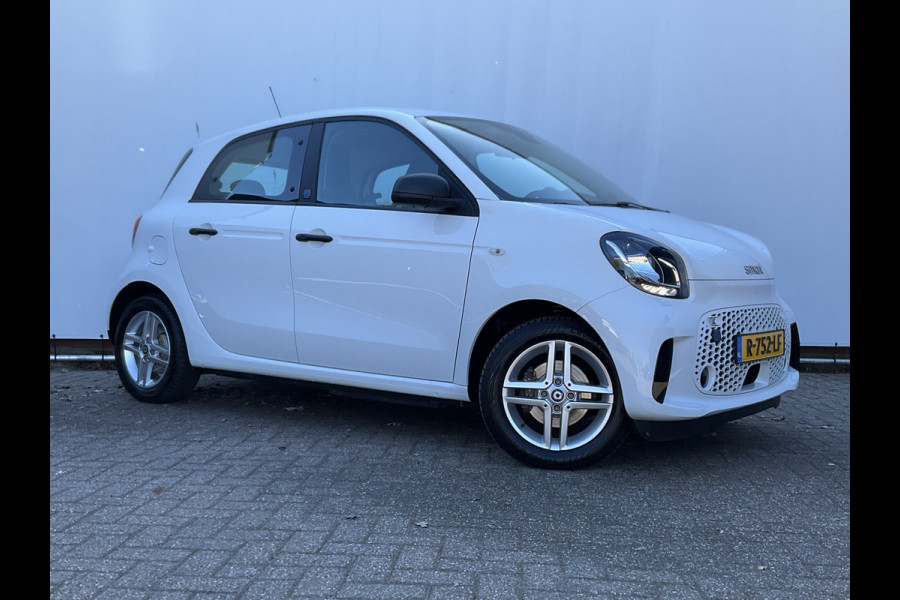 Smart Forfour EQ Soh 96% 1Eig Clima Cruise toerenteller Essential 22kw-boordlader met fastcharge functie