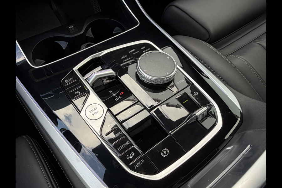 BMW X5 xDrive50e M-sport Launch Edition Soh 96% Leer Led Camera Carplay Orig.NL Voll.Onderhouden!