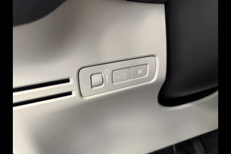 Volvo XC40 1.5 T5 Recharge Ultimate Bright ACC Elec. achterklep Harman/Kardon 24 Maanden garantie* (Vraag naar de voorwaarden)