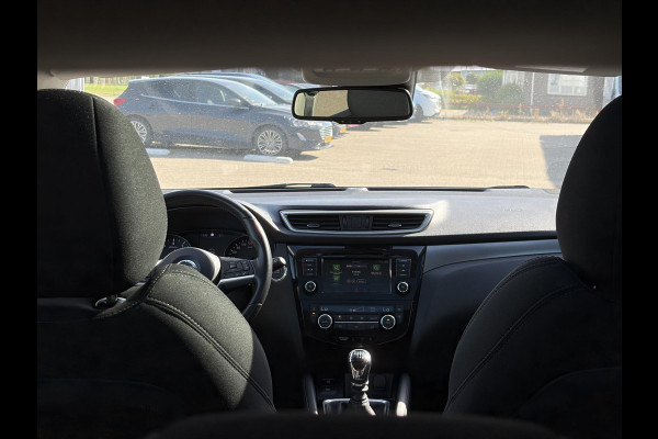 Nissan QASHQAI 1.3 DIG-T N-Motion 159pk | Trekhaak | 1.500kg trekgewicht | Panoramadak | Stoelverwarming