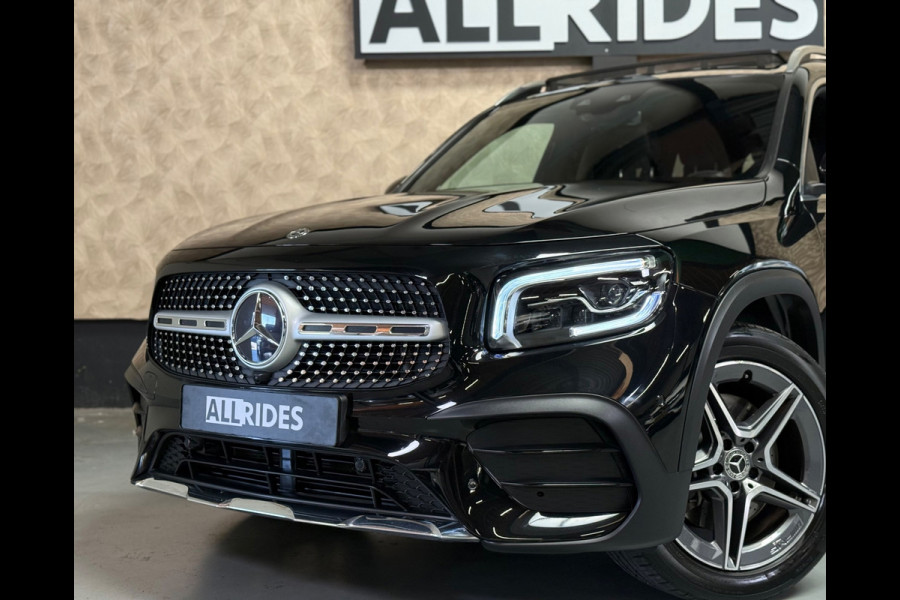 Mercedes-Benz Glb 250 Premium Plus Amg | Pano | Trekhaak | Sfeerverlichting | Camera | Carplay | Stoelverwarming | Burmester | NAP