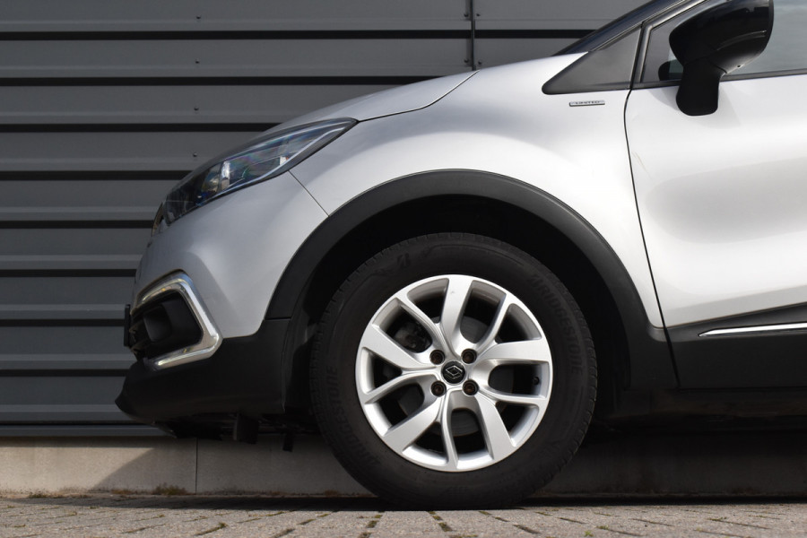 Renault Captur 1.2 TCe Aut. Limited | Trekhaak | Camera |  Keyless Entry | Navigatie | Climatecontrol | Orig. NL |