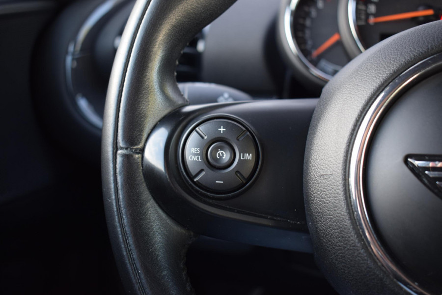MINI Clubman 1.5 One Salt Business | Apple CarPlay | Stoelverw. | Cruise | Climate