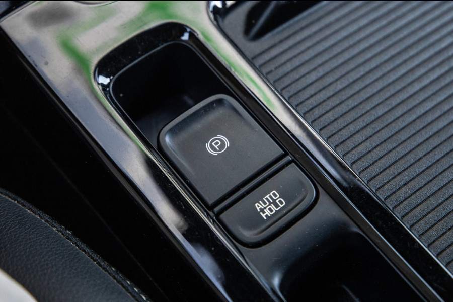 Kia ProCeed 1.4 T-GDI GT-PlusLine / Pano / Carplay / Winterset