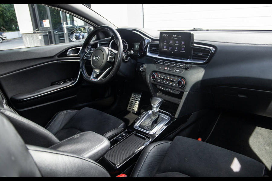 Kia ProCeed 1.4 T-GDI GT-PlusLine / Pano / Carplay / Winterset