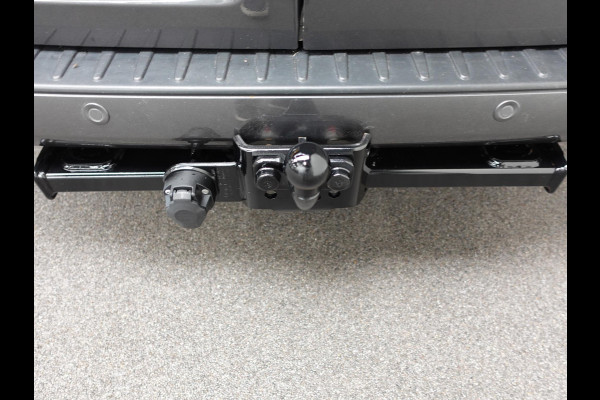 Ford Transit Custom 300 2.0 TDCI L2H1 Limited Dubbele Cabine Navi Airco 2 Schuifdeuren Trekhaak PDC voor & achter Carplay DAB