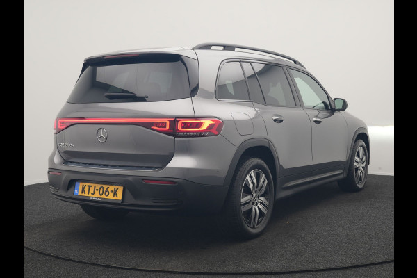 Mercedes-Benz EQB 250+ Luxury Line 74 kWh 191pk Dealer O.H | Adaptive Cruise | 360 Camera | Lederen Sportstoelen Verwarmd | Apple Carplay | Keyless | BLIS | Navigatie | Virtual | DAB | 18"L.M |