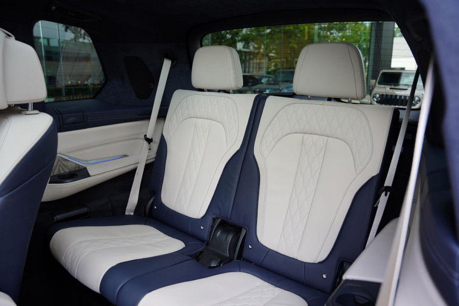 BMW X7 X-Drive 40 I / Individual / 6 Persoons / Bowers & Wilkins Diamond