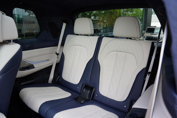 BMW X7 X-Drive 40 I / Individual / 6 Persoons / Bowers & Wilkins Diamond