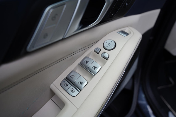 BMW X7 X-Drive 40 I / Individual / 6 Persoons / Bowers & Wilkins Diamond