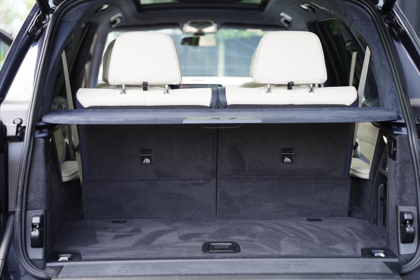 BMW X7 X-Drive 40 I / Individual / 6 Persoons / Bowers & Wilkins Diamond