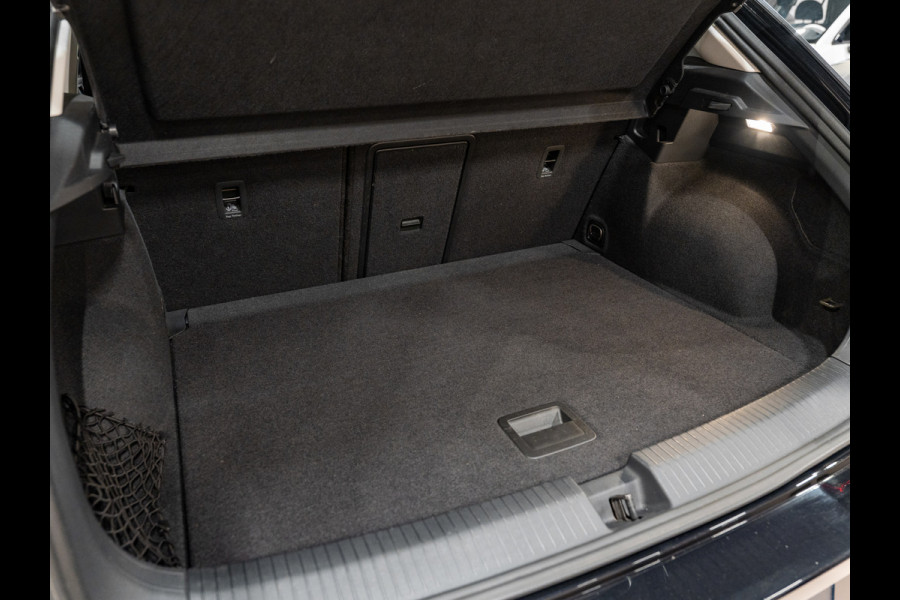 Volkswagen T-Roc 1.5 TSI 150PK Style Business, Facelift, Virtual Cockpit, IQ Led, Apple Carplay, ACC, Keyless, Cam, Voll Onderhoud