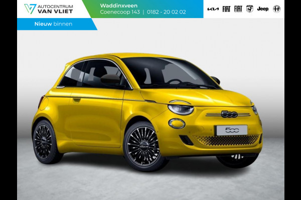 Fiat 500E La Prima 42 kWh | Uit voorraad leverbaar | Panoramadak | Adapt. Cruise | Pack Top Plus | Camera | Leder | Apple Carplay