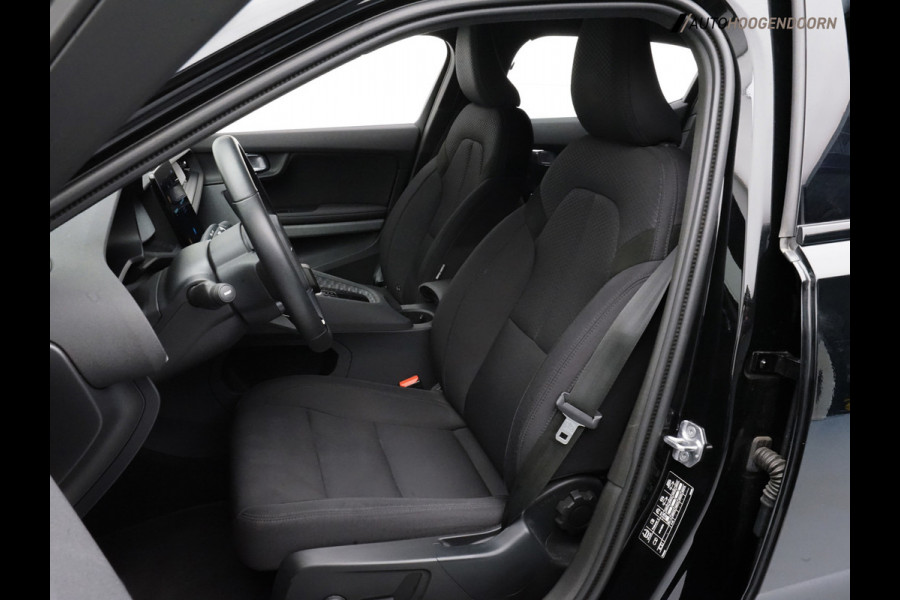 Polestar 2 Standard Range Single Motor 63kWh (APPLE CARPLAY,KEYLESS,MEMORY,ADAPTIVE CRUISE,STOELVERWARMING,CAMERA,CLIMATE,LED)