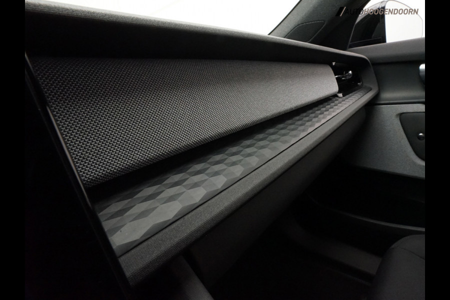 Polestar 2 Standard Range Single Motor 63kWh (APPLE CARPLAY,KEYLESS,MEMORY,ADAPTIVE CRUISE,STOELVERWARMING,CAMERA,CLIMATE,LED)