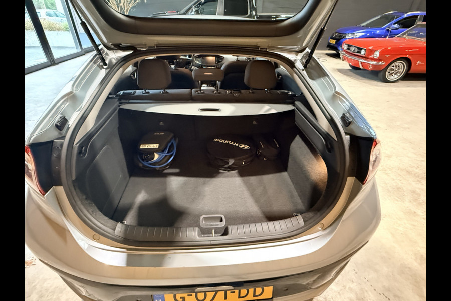 Hyundai IONIQ Comfort EV Camera. Navi. Apple-carplay. Baterrij 100%