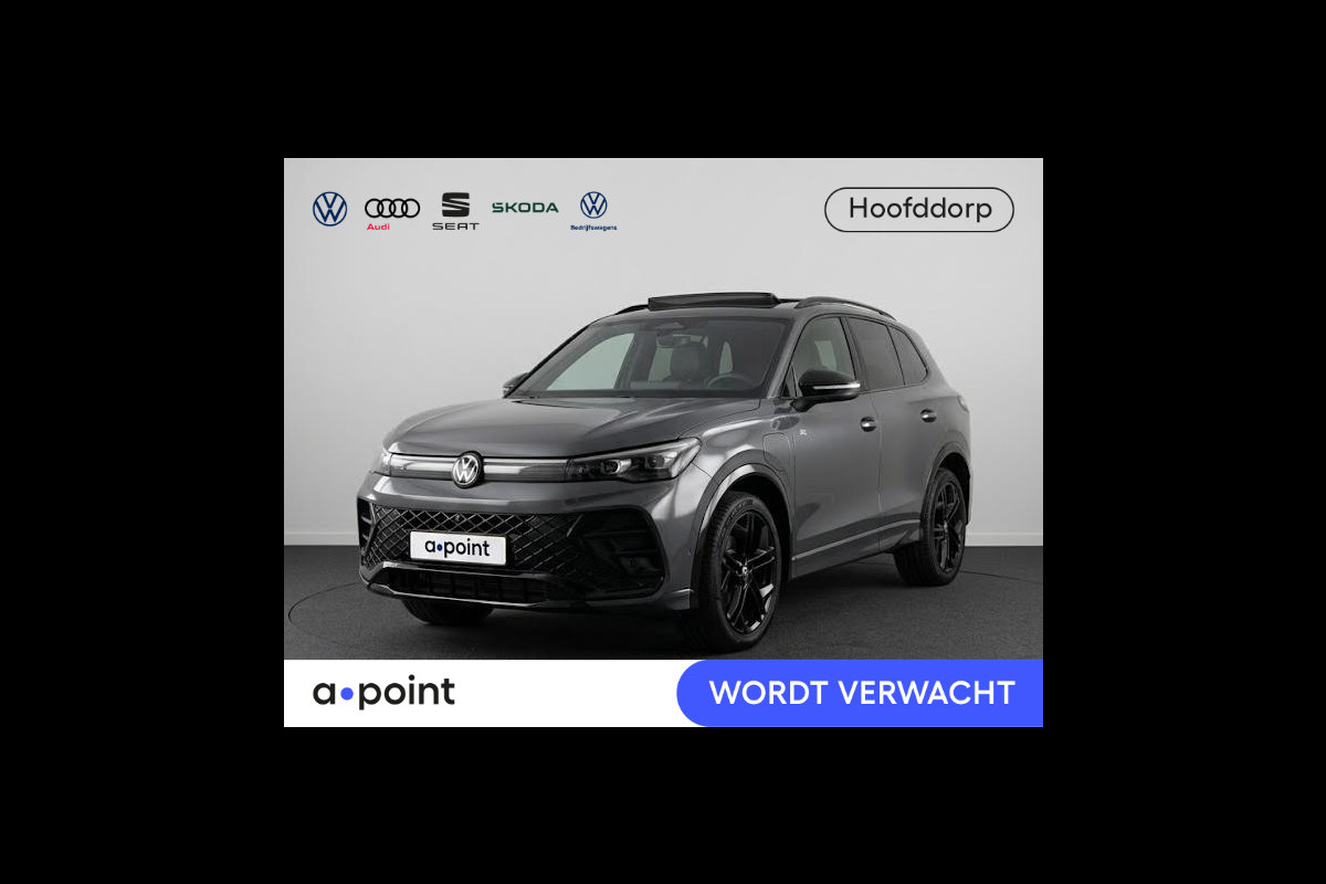 Volkswagen Tiguan 1.5 eHybrid R-Line Edition 204 PK PHEV | Verlengde garantie | Trekhaak wegklapbaar | Panorama dak | Black Style | 20"LM velgen |