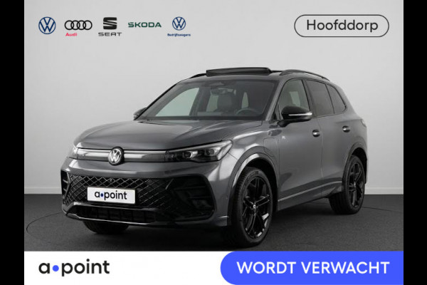 Volkswagen Tiguan 1.5 eHybrid R-Line Edition 204 PK PHEV | Verlengde garantie | Trekhaak wegklapbaar | Panorama dak | Black Style | 20"LM velgen |