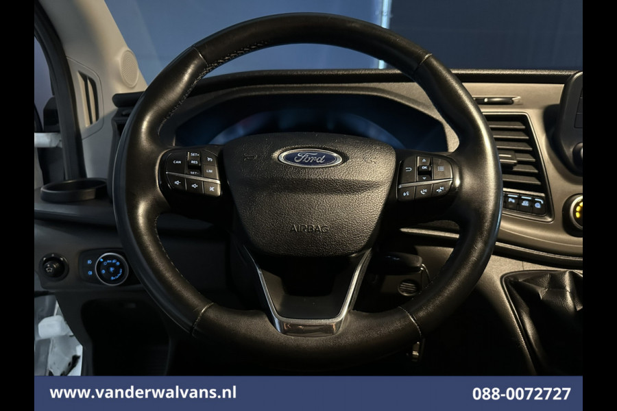 Ford Transit 2.0 TDCI 131pk L4H3 Euro6 Airco | Camera | Cruisecontrol | Verwarmde voorruit Parkeersensoren, Bijrijdersbank