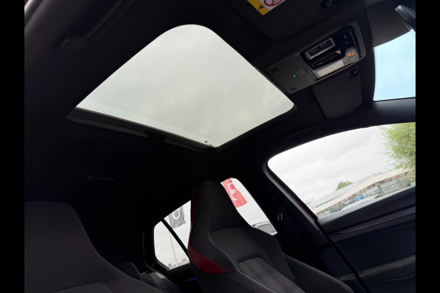 Volkswagen Golf 2.0 TSI GTI Panorama