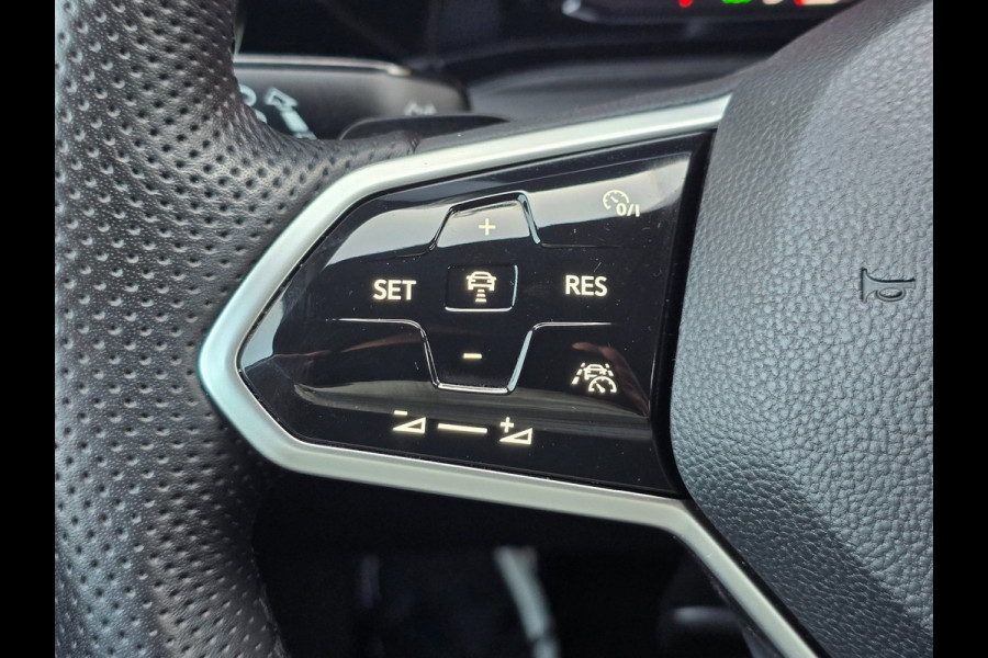 Volkswagen Golf 1.4 eHybrid GTE / Aut / Acc / Dode Hoek / Lane Assist / Apple Carplay / Led / Pdc / Allu Velgen