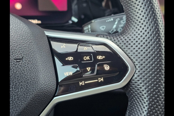 Volkswagen Golf 1.4 eHybrid GTE / Aut / Acc / Dode Hoek / Lane Assist / Apple Carplay / Led / Pdc / Allu Velgen