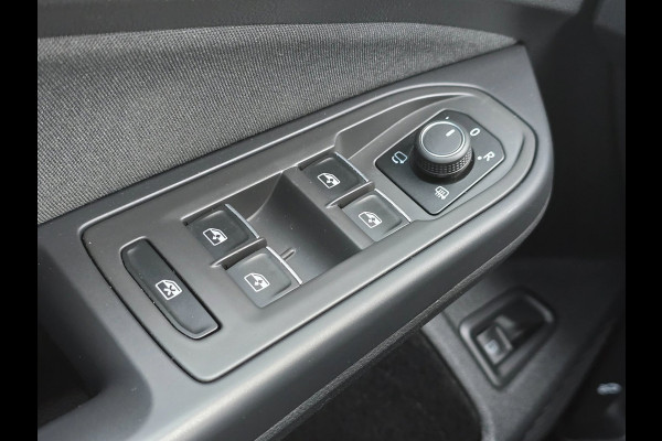 Volkswagen Golf 1.4 eHybrid GTE / Aut / Acc / Dode Hoek / Lane Assist / Apple Carplay / Led / Pdc / Allu Velgen