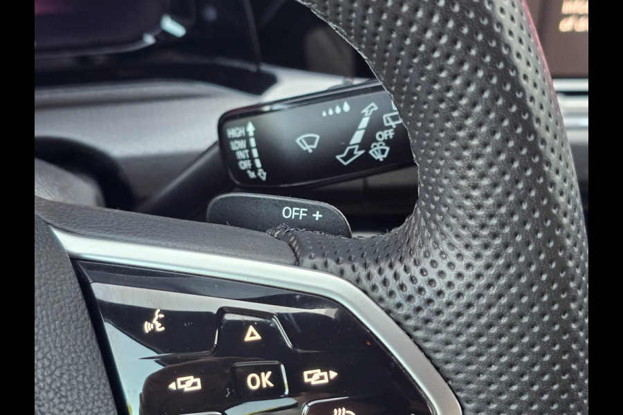 Volkswagen Golf 1.4 eHybrid GTE / Aut / Acc / Dode Hoek / Lane Assist / Apple Carplay / Led / Pdc / Allu Velgen