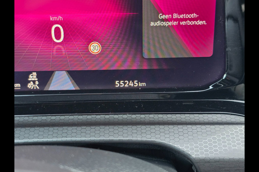 Volkswagen Golf 1.4 eHybrid GTE / Aut / Acc / Dode Hoek / Lane Assist / Apple Carplay / Led / Pdc / Allu Velgen