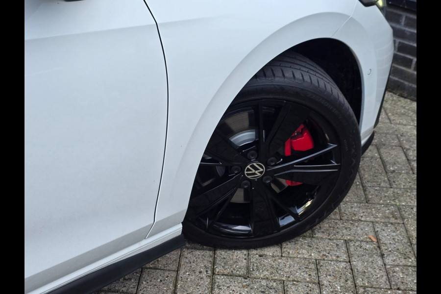 Volkswagen Golf 1.4 eHybrid GTE / Aut / Acc / Dode Hoek / Lane Assist / Apple Carplay / Led / Pdc / Allu Velgen