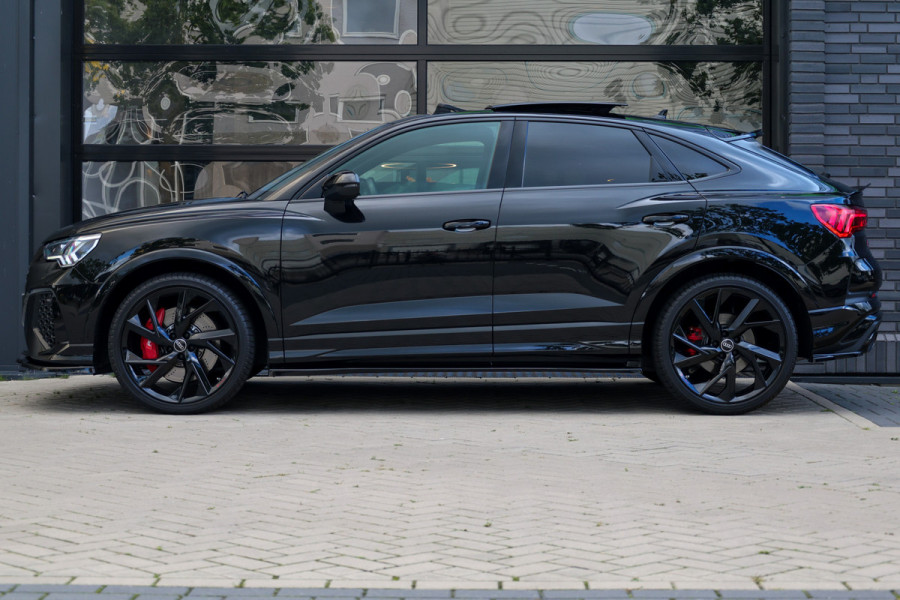 Audi RSQ3 Sportback TFSI RS | NAP! | PANO | SONOS | RS-SEATS | ELEK.TREKHAAK | ACC |