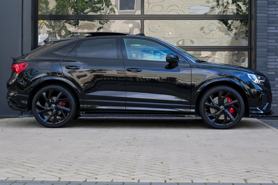 Audi RSQ3 Sportback TFSI RS | NAP! | PANO | SONOS | RS-SEATS | ELEK.TREKHAAK | ACC |