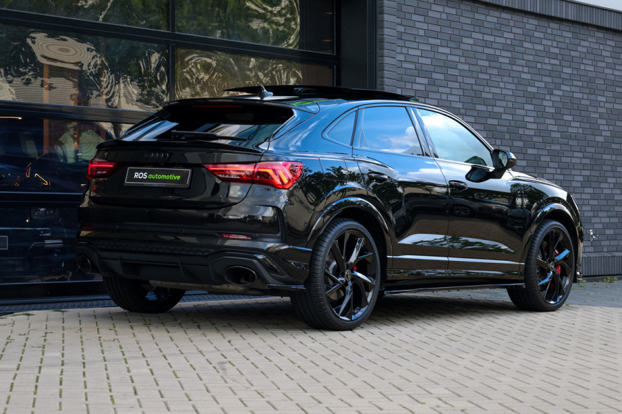 Audi RSQ3 Sportback TFSI RS | NAP! | PANO | SONOS | RS-SEATS | ELEK.TREKHAAK | ACC |