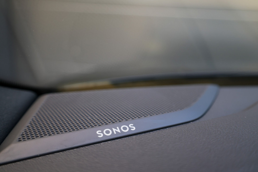 Audi RSQ3 Sportback TFSI RS | NAP! | PANO | SONOS | RS-SEATS | ELEK.TREKHAAK | ACC |