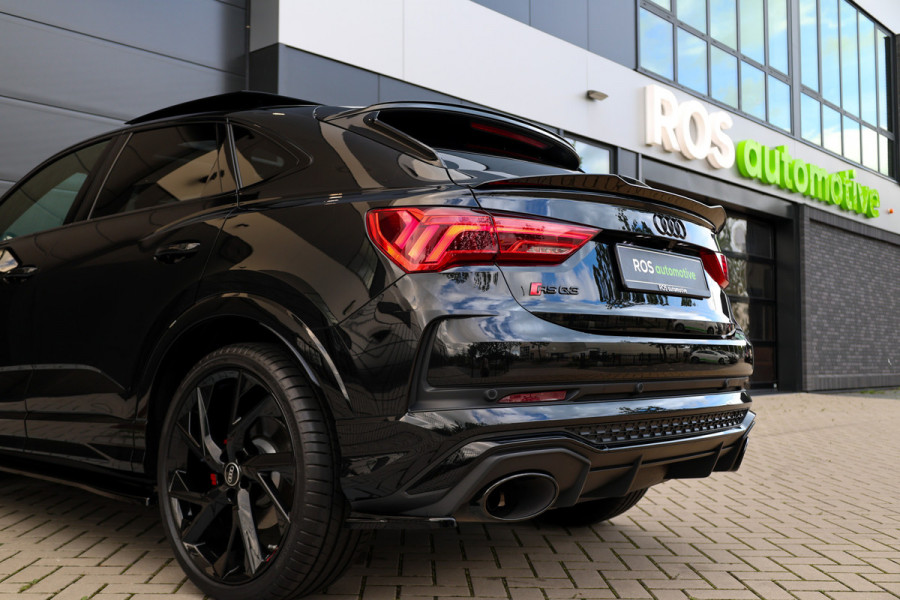 Audi RSQ3 Sportback TFSI RS | NAP! | PANO | SONOS | RS-SEATS | ELEK.TREKHAAK | ACC |