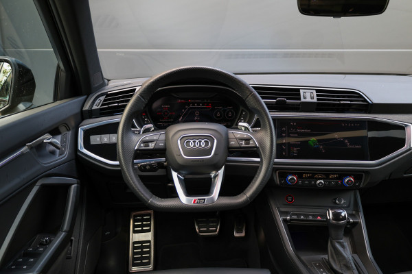 Audi RSQ3 Sportback TFSI RS | NAP! | PANO | SONOS | RS-SEATS | ELEK.TREKHAAK | ACC |