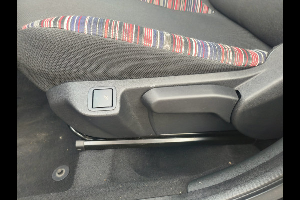 Citroën C1 1.0 VTi Urban Ride Rijklaar + 12 maanden Bovag-garantie Henk Jongen Auto's in Helmond,  al 50 jaar service zoals 't hoort!