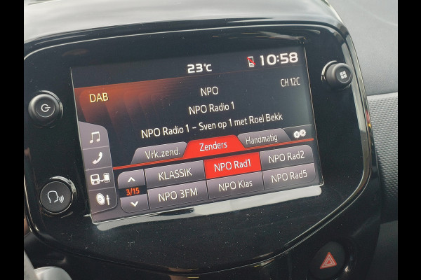 Citroën C1 1.0 VTi Urban Ride uit 2020 Rijklaar + 12 maanden Bovag-garantie Henk Jongen Auto's in Helmond,  al 50 jaar service zoals 't hoort!