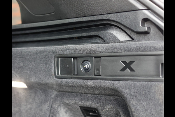 BMW X5 50e xDrive | Pano - Trekhaak - Massage