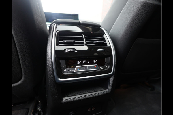 BMW X5 50e xDrive | Pano - Trekhaak - Massage