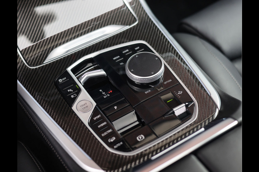 BMW X5 50e xDrive | Pano - Trekhaak - Massage