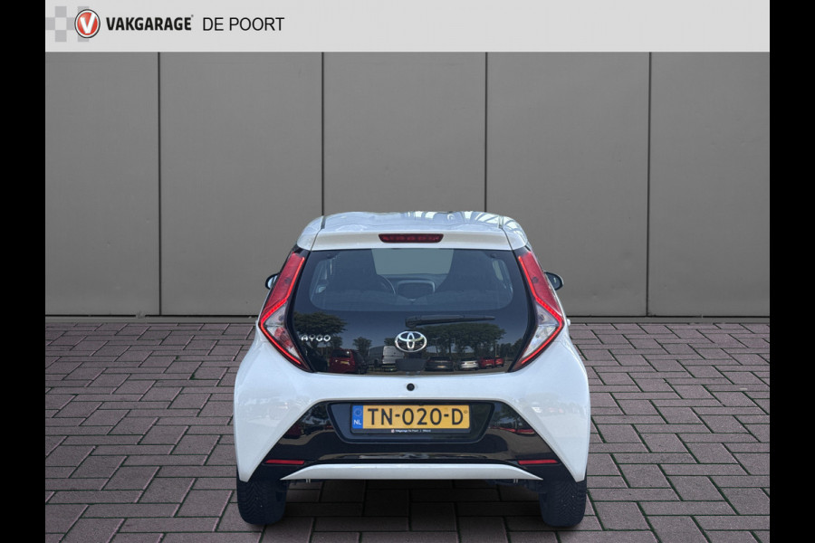 Toyota Aygo 1.0 VVT-i x-play | Cruisec. | Camera | Airco | Carplay | Sportvelgen