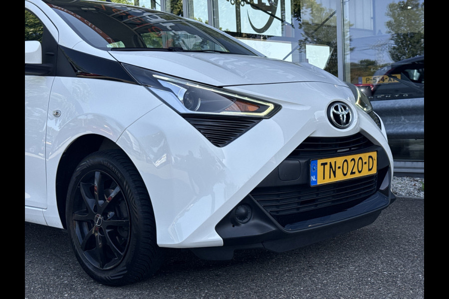 Toyota Aygo 1.0 VVT-i x-play | Cruisec. | Camera | Airco | Carplay | Sportvelgen
