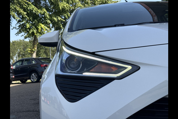Toyota Aygo 1.0 VVT-i x-play | Cruisec. | Camera | Airco | Carplay | Sportvelgen