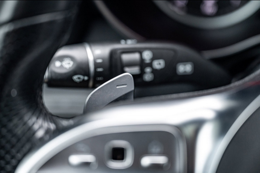 Mercedes-Benz GLC 300 4MATIC Premium Plus Panoramadak I Trekhaak I Burmester I Led I Vol leder I HeadUp I Dealeronderhouden