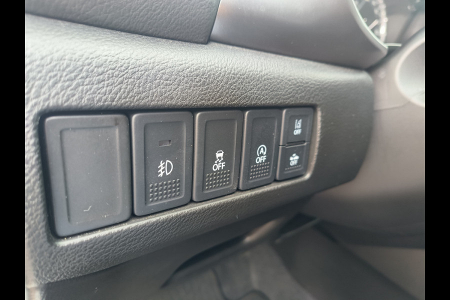 Suzuki Vitara 1.4 Boosterjet Select Rhino Edition Smart Hybrid uit 2025 Rijklaar + Fabrieksgarantie Henk Jongen Auto's in Helmond,  al 50 jaar service zoals 't hoort!