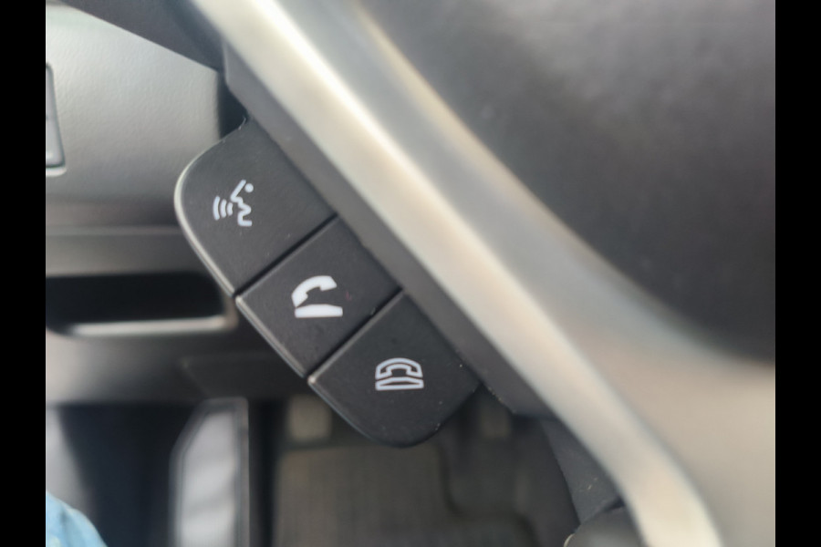 Suzuki Vitara 1.4 Boosterjet Select Rhino Edition Smart Hybrid uit 2025 Rijklaar + Fabrieksgarantie Henk Jongen Auto's in Helmond,  al 50 jaar service zoals 't hoort!