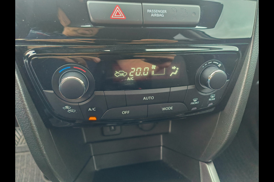 Suzuki Vitara 1.4 Boosterjet Select Rhino Edition Smart Hybrid uit 2025 Rijklaar + Fabrieksgarantie Henk Jongen Auto's in Helmond,  al 50 jaar service zoals 't hoort!