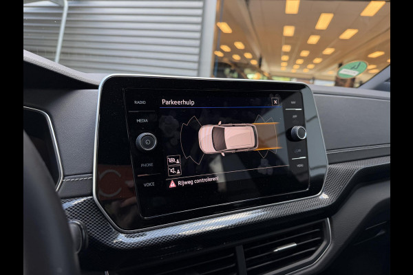 Volkswagen T-Cross 1.0 TSI R-Line Edition 115PK GARANTIE TOT 03-2035* . STOEL VERWARMING . CRUISE CONTROL . PARKEERSENSOREN VOOR & ACHTER .