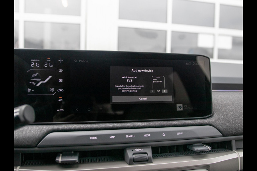 Kia EV3 GT-Line Business Edition 81.4 kWh | Actieprijs* | Navi. | Clima. | Adapt. Cruise. | Dodehoekassistentie | Stoel&Stuur Verwarming | Privacy Glass | GT-Line Vegan Lederen Stoelbekleding